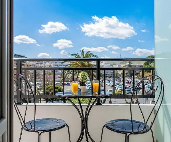 White & Gray Апартаменти Ретимно (Крит)