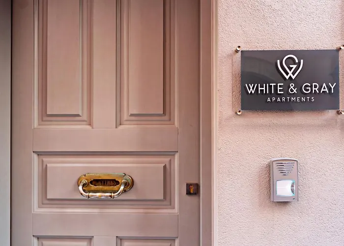 White & Gray شقة ريثيمنو