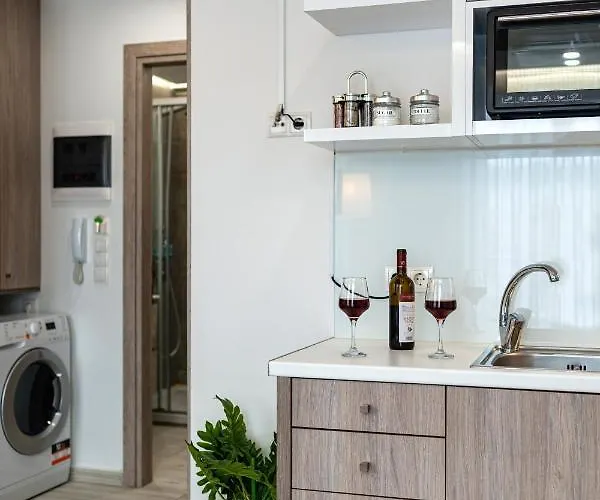 White & Gray Appartement Rethimnon