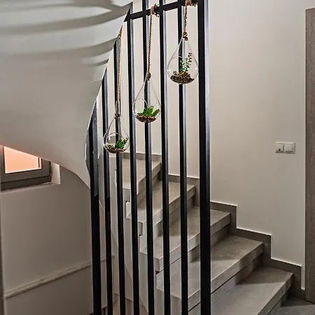 Apartament White & Gray Retimno